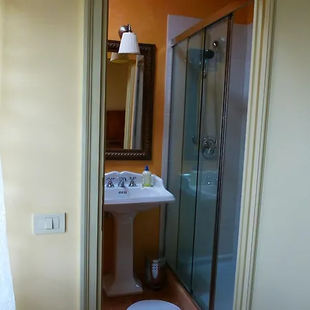 Casa Ezelina Bed & Breakfast Pesaro