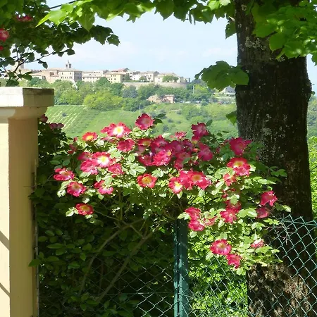 Casa Ezelina לינה וארוחת בוקר 3*