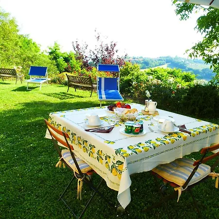 Casa Ezelina Bed & Breakfast Pesaro