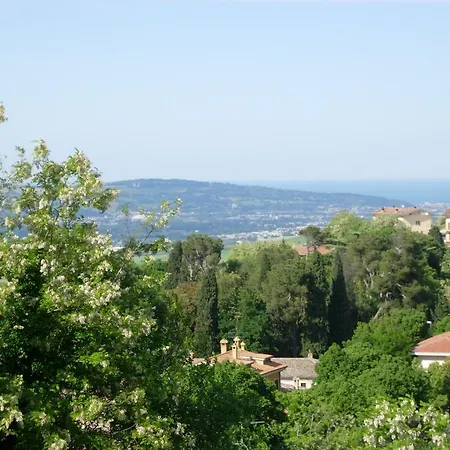 Casa Ezelina Bed & Breakfast