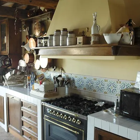Casa Ezelina Bed & Breakfast