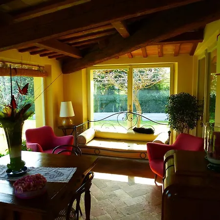 Casa Ezelina 3*