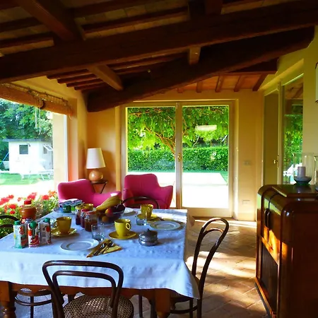 Casa Ezelina 3* פסארו