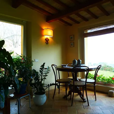 לינה וארוחת בוקר Casa Ezelina 3*