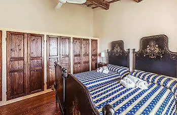 Casa Ezelina פסארו